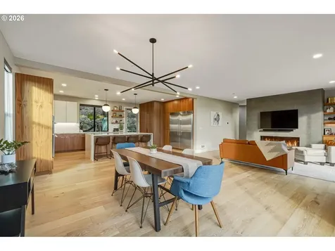 517 NE Province Drive Camas WA 98607