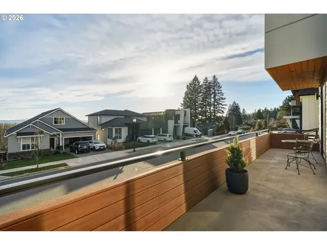 517 NE Province Drive Camas WA 98607