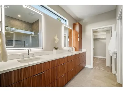 517 NE Province Drive Camas WA 98607