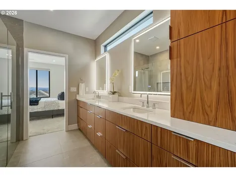 517 NE Province Drive Camas WA 98607