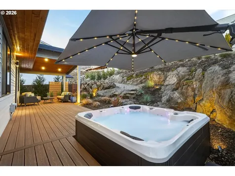 517 NE Province Drive Camas WA 98607