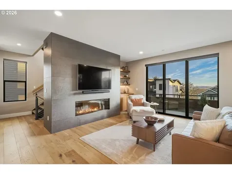 517 NE Province Drive Camas WA 98607