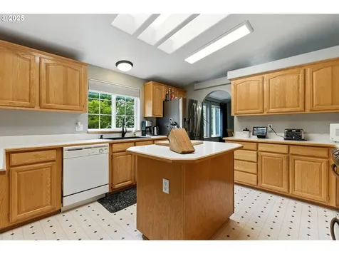 20160 SE Foster Road Damascus OR 97089