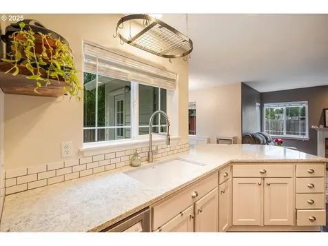 140 W Johanna Court Newberg OR 97132