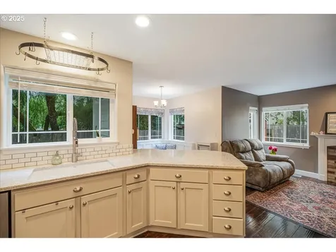 140 W Johanna Court Newberg OR 97132