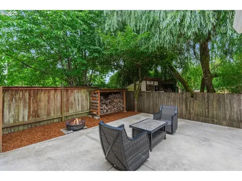 140 W Johanna Court Newberg OR 97132