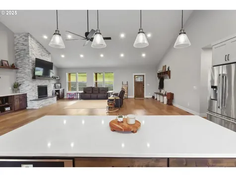 2545 E 18th Street The Dalles OR 97058