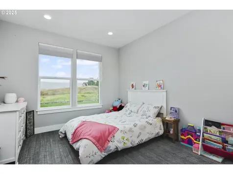 2545 E 18th Street The Dalles OR 97058