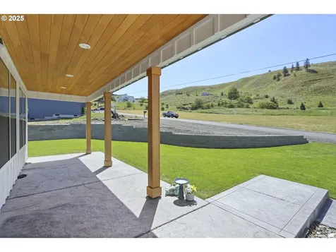 2545 E 18th Street The Dalles OR 97058