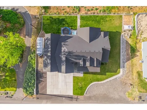 2545 E 18th Street The Dalles OR 97058