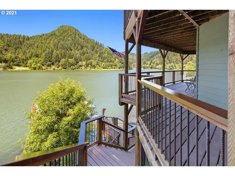 2355 Loon Lake Road Reedsport OR 97467