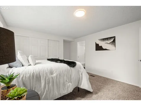 15301 SE 1st Street Vancouver WA 98684