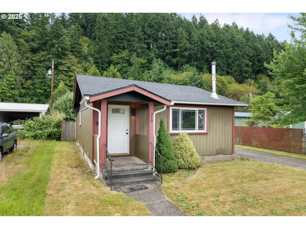 310 S Buckner Street Centralia WA 98531