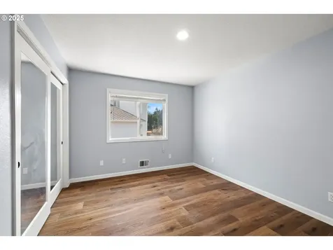 15970 SW Barrington Terrace Portland OR 97224