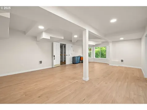 15970 SW Barrington Terrace Portland OR 97224