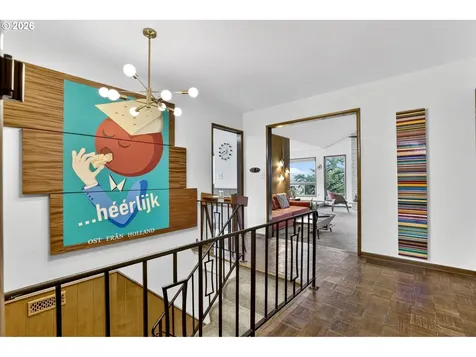 4308 SW Chesapeak Avenue Portland OR 97239