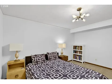 4308 SW Chesapeak Avenue Portland OR 97239