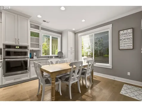 834 6th Street Lake Oswego OR 97034
