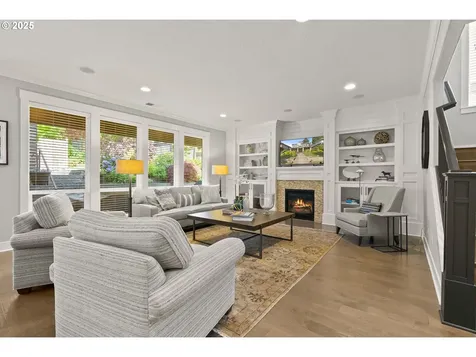 834 6th Street Lake Oswego OR 97034