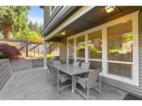 834 6th Street Lake Oswego OR 97034