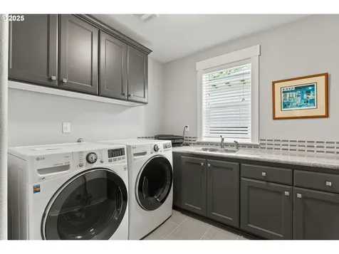 834 6th Street Lake Oswego OR 97034