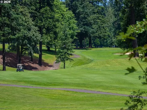 834 6th Street Lake Oswego OR 97034