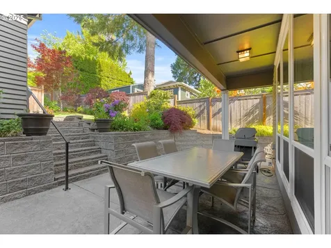 834 6th Street Lake Oswego OR 97034