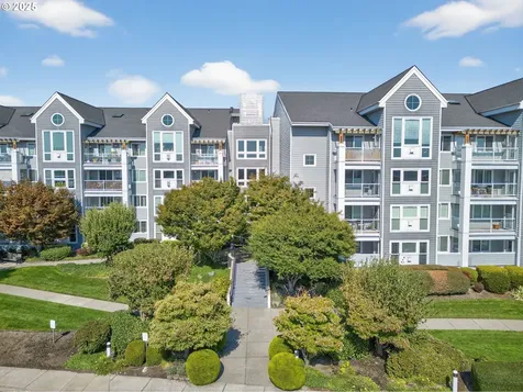 520 SE Columbia River Drive Vancouver WA 98661