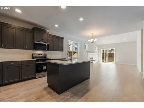 1564 NW Tracy Street Mcminnville OR 97128
