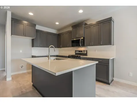 1564 NW Tracy Street Mcminnville OR 97128