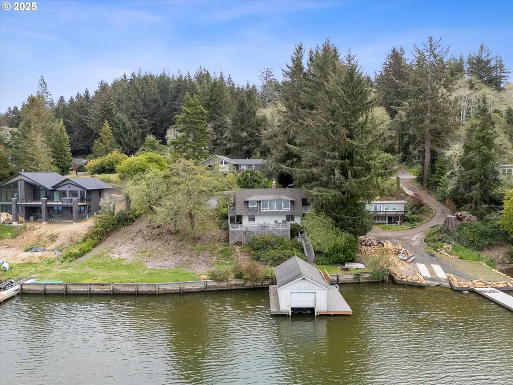 2871 NE East Devils Lake Road Otis OR 97368