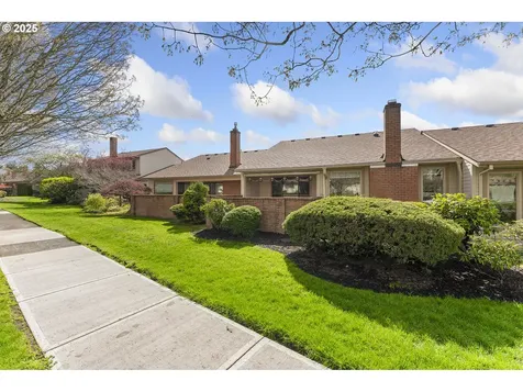 15935 SW Greens Way Portland OR 97224