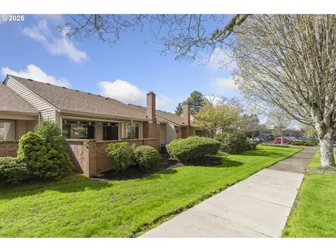 15935 SW Greens Way Portland OR 97224