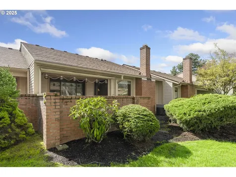15935 SW Greens Way Portland OR 97224
