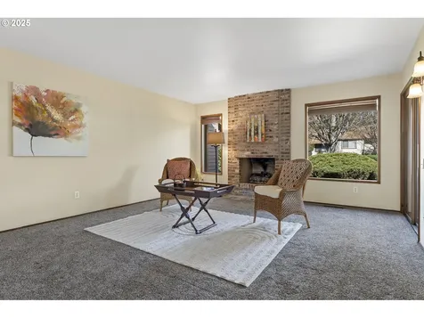 15935 SW Greens Way Portland OR 97224