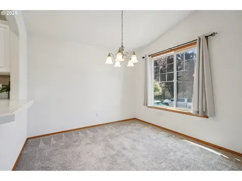 5661 J Street Washougal WA 98671