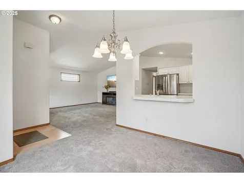 5661 J Street Washougal WA 98671