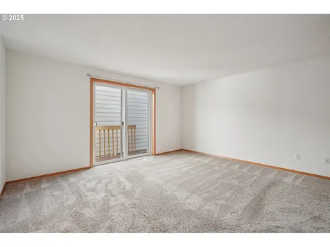 5661 J Street Washougal WA 98671