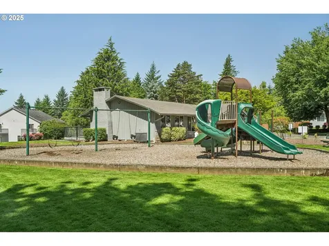 5661 J Street Washougal WA 98671