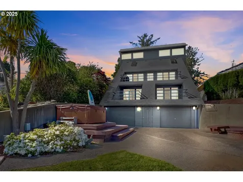 2036 NE Lagoon Lane Lincoln City OR 97367