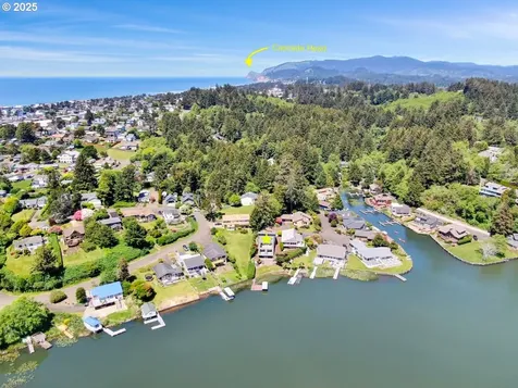 2036 NE Lagoon Lane Lincoln City OR 97367