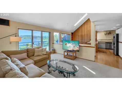2036 NE Lagoon Lane Lincoln City OR 97367