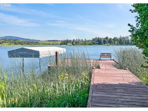 2036 NE Lagoon Lane Lincoln City OR 97367