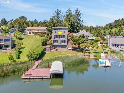 2036 NE Lagoon Lane Lincoln City OR 97367