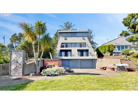 2036 NE Lagoon Lane Lincoln City OR 97367