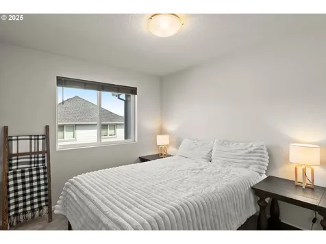 31317 NW North Avenue North Plains OR 97133