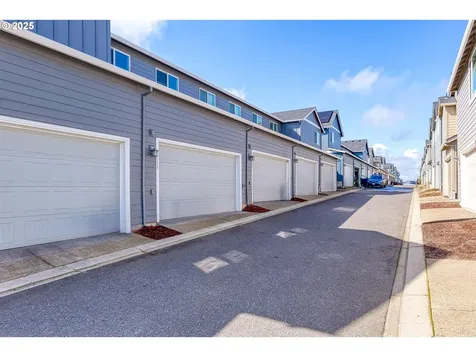 31317 NW North Avenue North Plains OR 97133