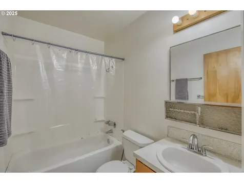 7537 N Heppner Avenue Portland OR 97203