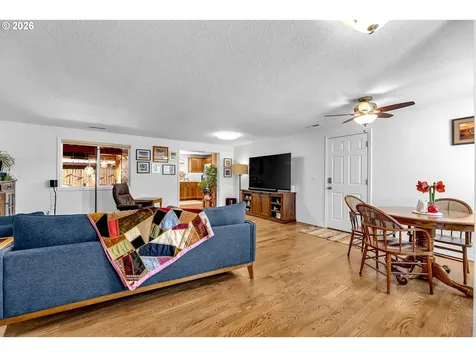 13203 NW 3rd Court Vancouver WA 98685