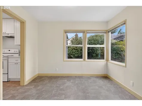 142 Holmes Lane Oregon City OR 97045